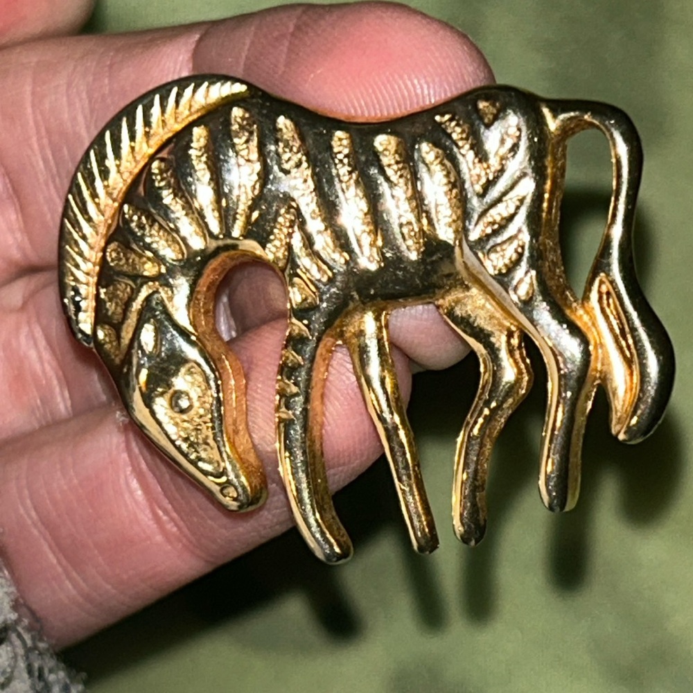 Vintage Pin | Color: Gold | Condition: Great/Vintage